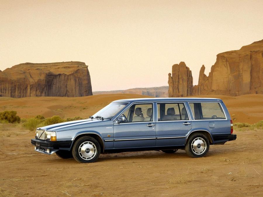  Volvo 760 GLE Kombi 1984 года  (фото 2 из 3)